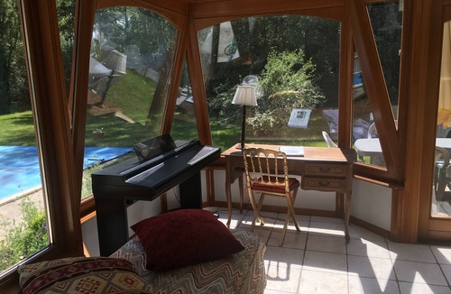 La Ferte-Saint-Cyr Cottage | PRORIETE WITH 3* HEATED POOL