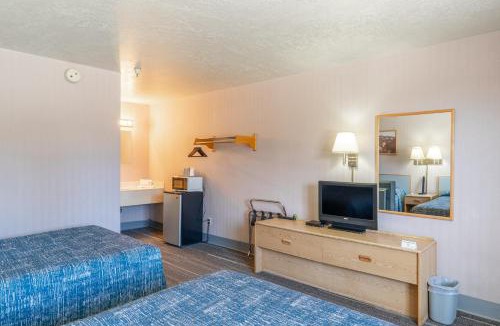 Escalante Hotel | Prospector Inn