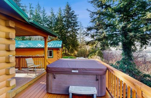 Gold Bar House | Prospector's Bend