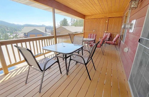 Hill City House | Prospector
