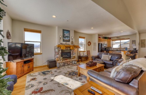 Wildernest Hotel | Prospector Village 105D