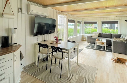 Randers Municipality House | Protected fjord cabin with fjord views