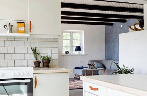Grlev House | Protected nature at thatched gem