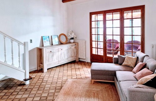Saint-Mathieu-de-Treviers Other | Provençal Farmhouse with Swimming Pool and Its 1-Hectare Plot of Land