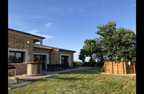 Barjac House | Provençal Villa "Lou Clapas"