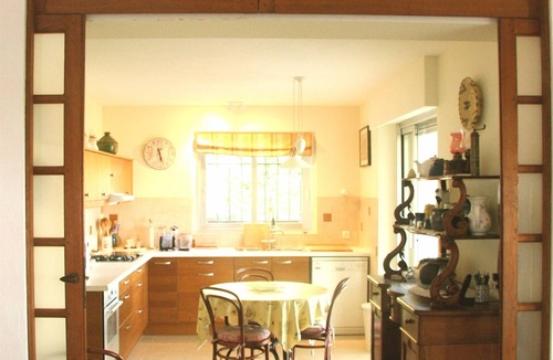Tourrettes-sur-Loup House | Provencal family home overlooking a superb garden, heated swimming pool