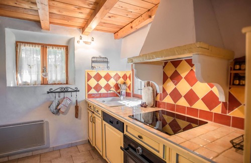 Barjols House | Provencal gîte with shared pool