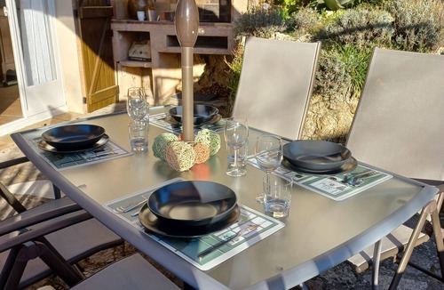 Sainte-Maxime Apartment | Provencal Mazet