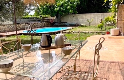 Piolenc House | Provencal stone house, in the countryside, 7minutes from a water park