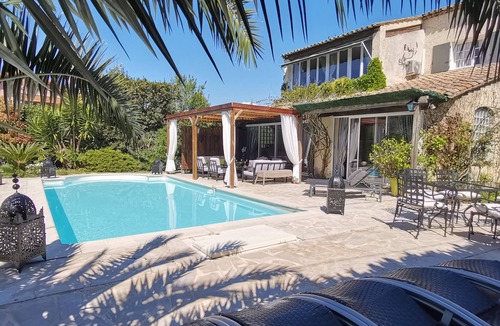 Le Cannet Villa | Provencal Villa house heated pool south jacuzzi