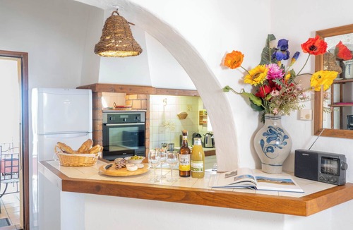 Aubenas Villa | Provencal villa with heated private pool