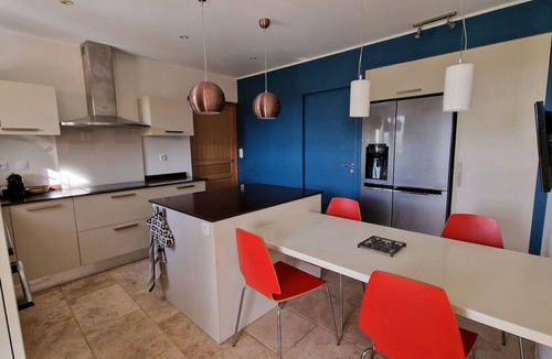 Aurons House | Provencal villa with pool