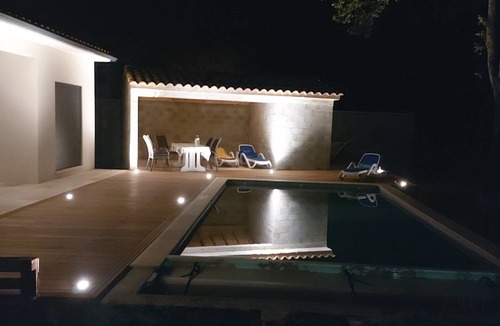 Gaujac Villa | Provence/Avignon/Uzès villa with view, air-conditioned, private and secure swimming pool