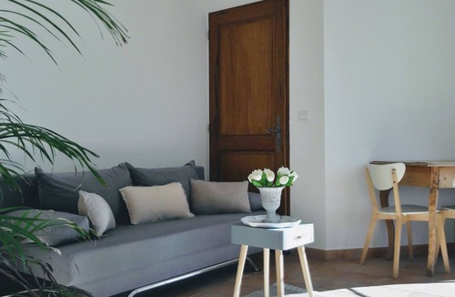 Villeneuve House | PROVENCE Dodo