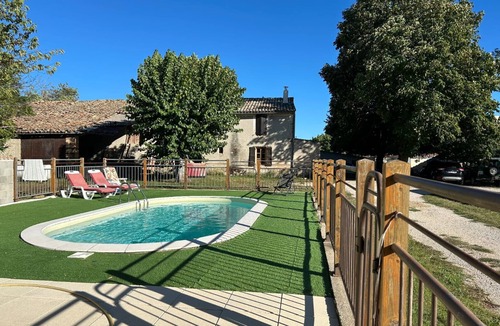Revest-des-Brousses House | Provence/Luberon Holiday Home (PMR)