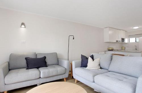 Hawks Nest House | Providence Apartment 5