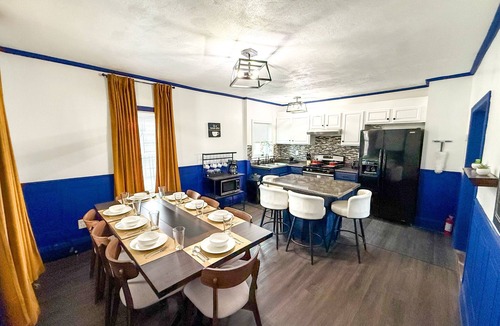 Silver Lake Apartment | Providence Royal Maisonette Free Parking + Game Room