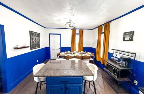 Silver Lake Apartment | Providence Royal Maisonette Free Parking + Game Room