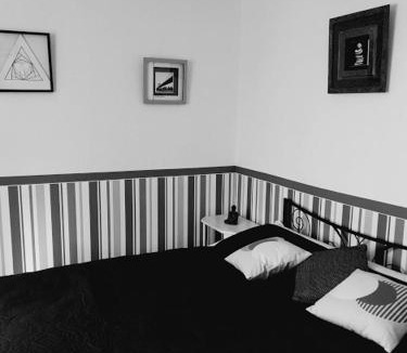 Funay - Bruyeres House | Proximite circuit 24 heures