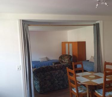 Villers-Cotterets Apartment | Proximity to Cité Internationale