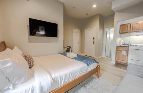 Prudential - St. Botolph Apartment | Prudential Area Loft Retreat