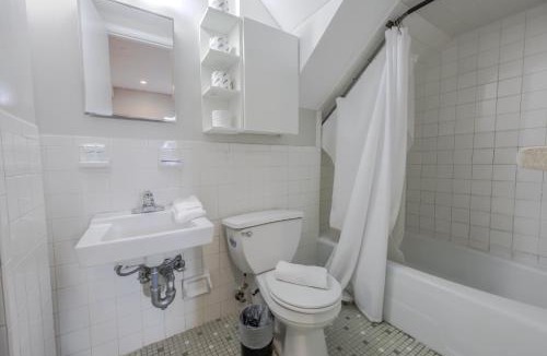 Prudential - St. Botolph Apartment | Prudential Area Loft Retreat