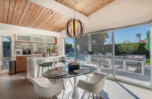 Racquet Club Estates House | PS Leisure: The Life of Leisure in Palm Springs, Mid-Century Style!
