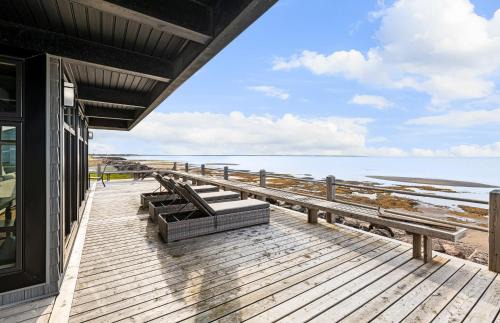 Grand Barachois House | Ptit - 3 bedroom 2 bath Waterfront Oasis