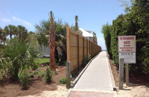 Seacrest House | PUBLIC BEACH ACCESS 65 steps from door. Central to all of 30A! Bikes included.