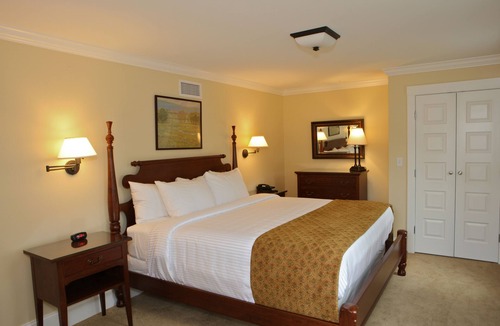 Sturbridge Resort | Publick House Historic Inn and Country Motor Lodge
