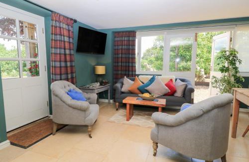 Bibury House | Pudding Hill Barn Cottage