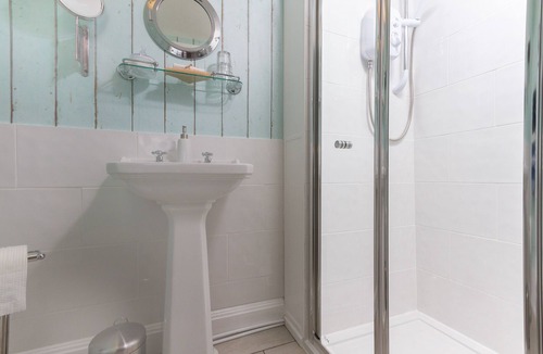 Bowness-on-Windermere House | Puddle Duck Lodge