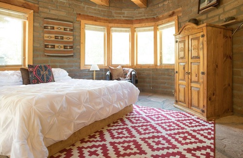 Los Alamos House | Pueblo Canyon Inn