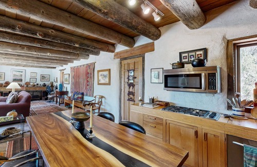 Canoncito House | Pueblo-Style Gem w/Terrace & Gazebo - Mountain View & Nearby Hiking Trails