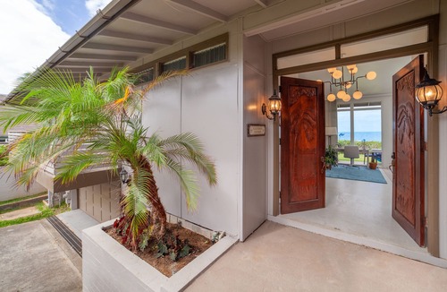 Kalama Tract House | Pueohala - Kailua Beach Front