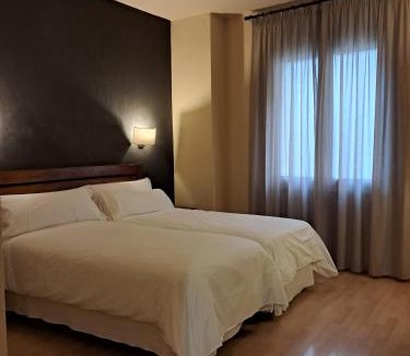 La Jonquera Hotel | Puerta De España