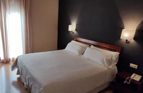 La Jonquera Hotel | Puerta De España