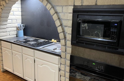 Monitor House | Puerta del Sol 5 BR 3 BA indoor pool,sauna