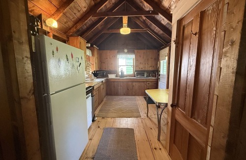 Bremen House | Puffing Rock Cottage/Bremen