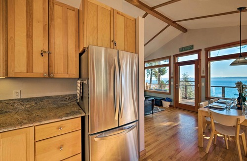 Kingston House | Puget Sound Escape: Private Beach & Oversized Deck
