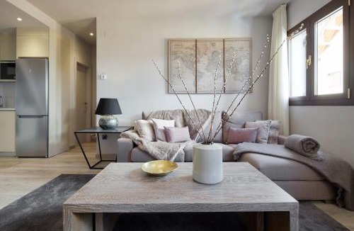 Beret Apartment | Pujolo by FeelFree Rentals