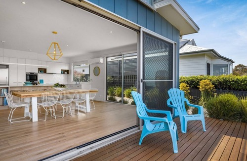 Rhyll House | Pukeko Beach House in Rhyll