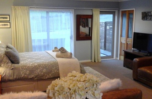 Russell Bed & Breakfast | Pukeko Nest