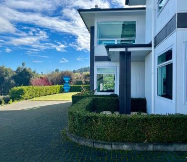 Nukuhau Bed & Breakfast | Punawai Homestay