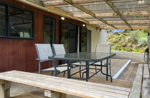 Omanawa Apartment | Punga Grove