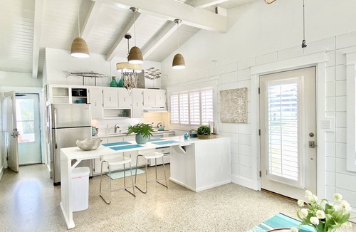 Laguna Beach Estates House | Pup Friendly~ Quiet Laguna Beach Cottage~ Remodeled ~4 Doors to the Beach via Acess #81