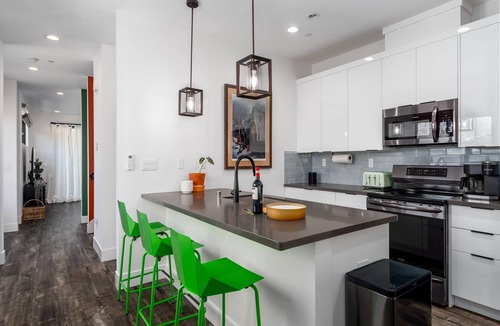 Southeastern Sacramento House | Pura Vida House - 2 King Bed - Entire Home