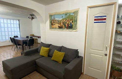 Ciudad Hidalgo House | Pura Vida!