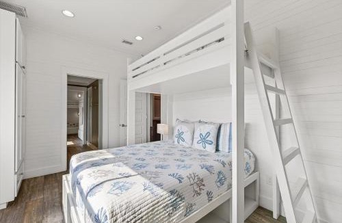 Cinnamon Shore Apartment | Pura Vida TC 2301