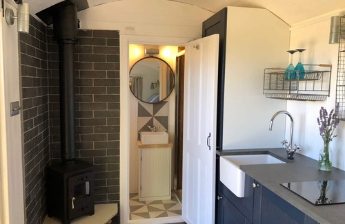 Worth Matravers Cabin | Purbeck Shepherd Huts - Chapmans Pool